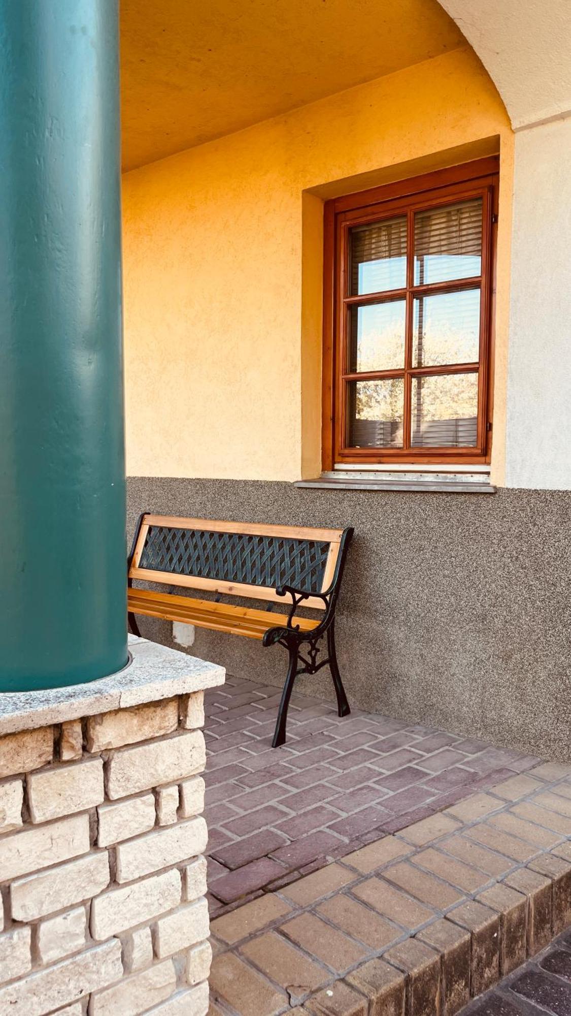 Strigonia Apartman Esztergom Exterior foto